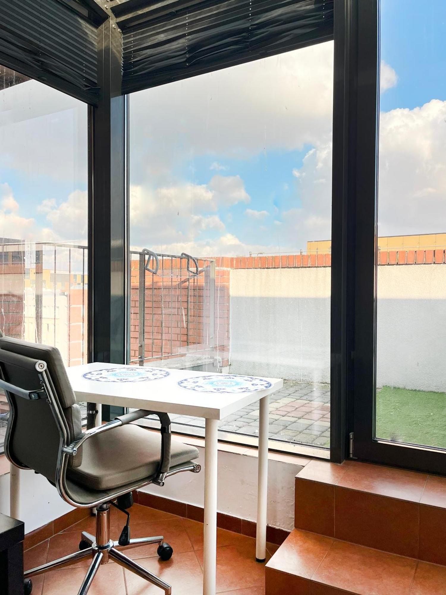 Apartament Przytulny Przy Dworcu I Galerii Krakowskiej, Centrum *