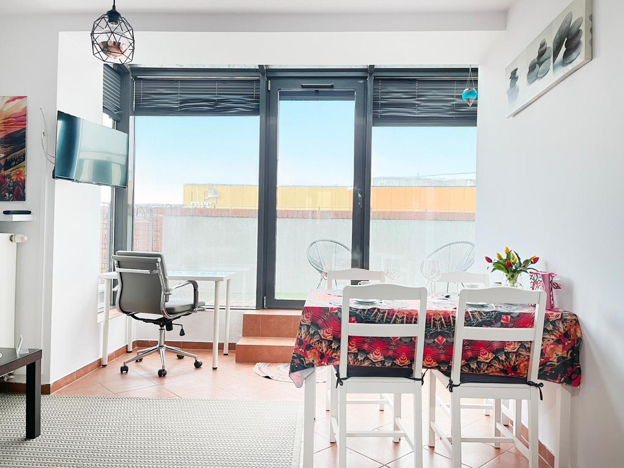 Apartament Przytulny Przy Dworcu I Galerii Krakowskiej, Centrum Kraków